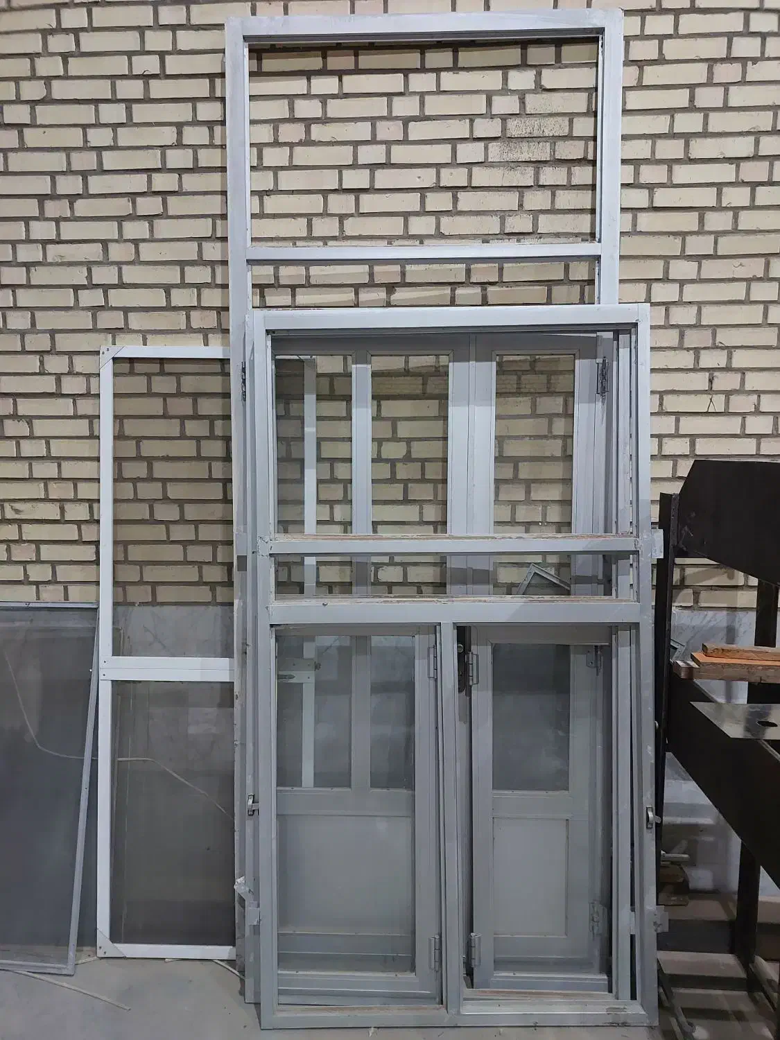 در و پنجره آلومینیوم|مصالح و تجهیزات ساختمان|بروجن, |دیوار