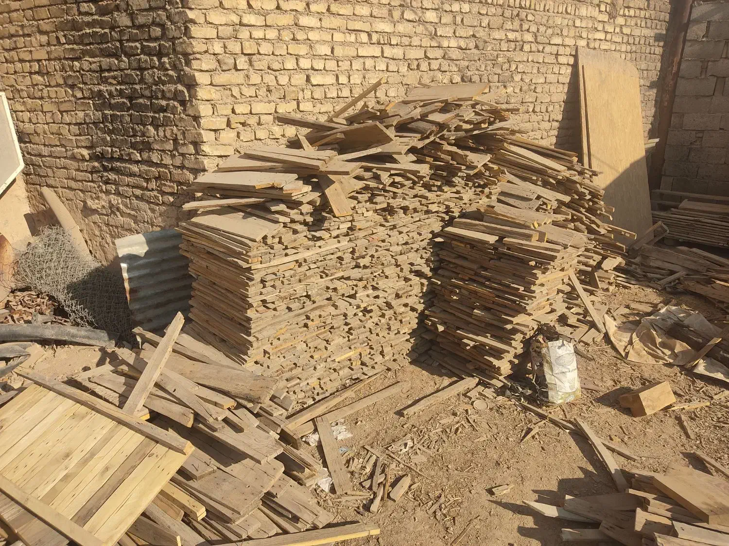 فروش تخته روسی وایرانی دست دوم|مصالح و تجهیزات ساختمان|اصفهان, ارداجی|دیوار