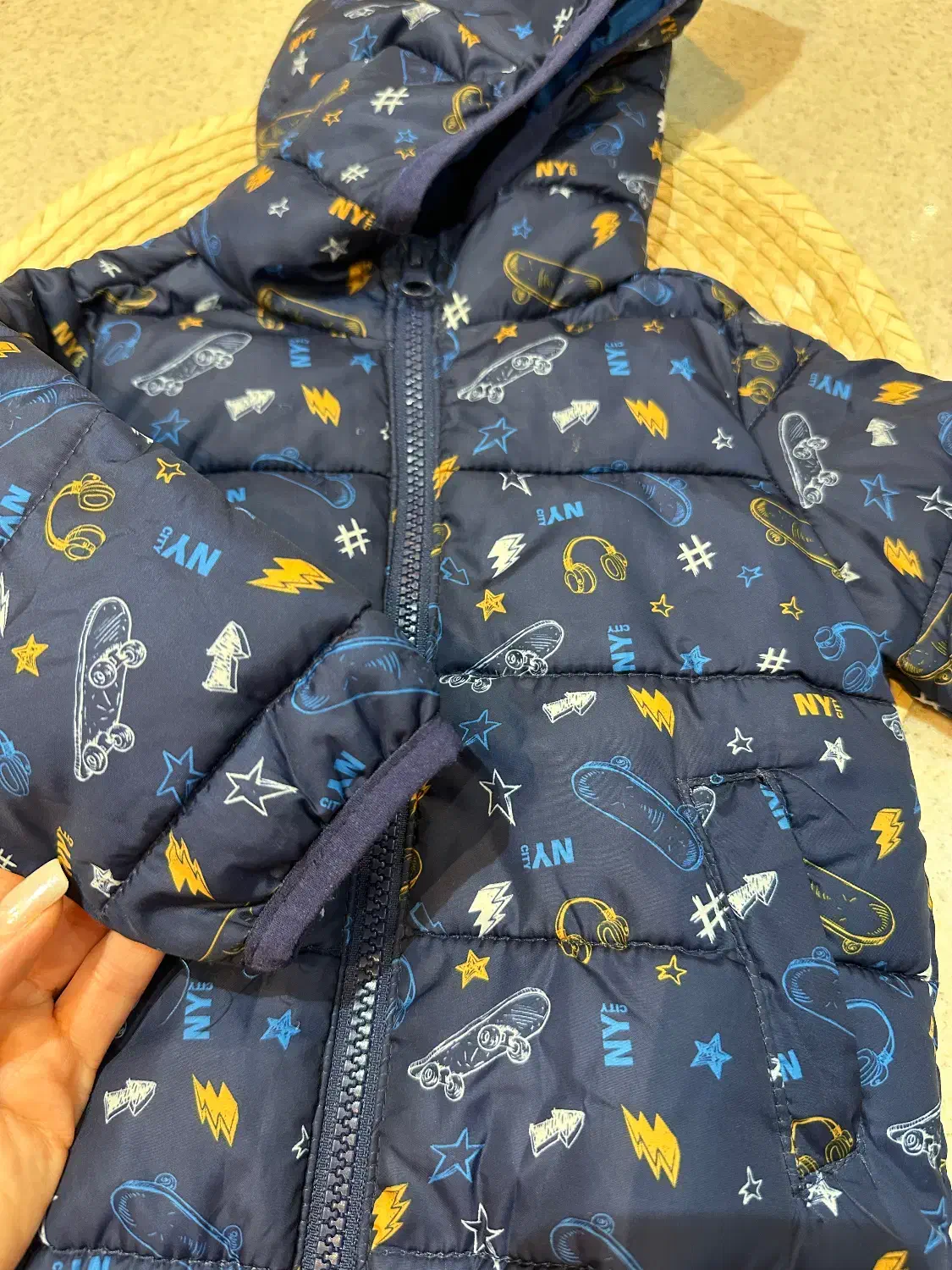 کاپشن کودک سایز یکسال|کفش و لباس بچه|بابل, |دیوار