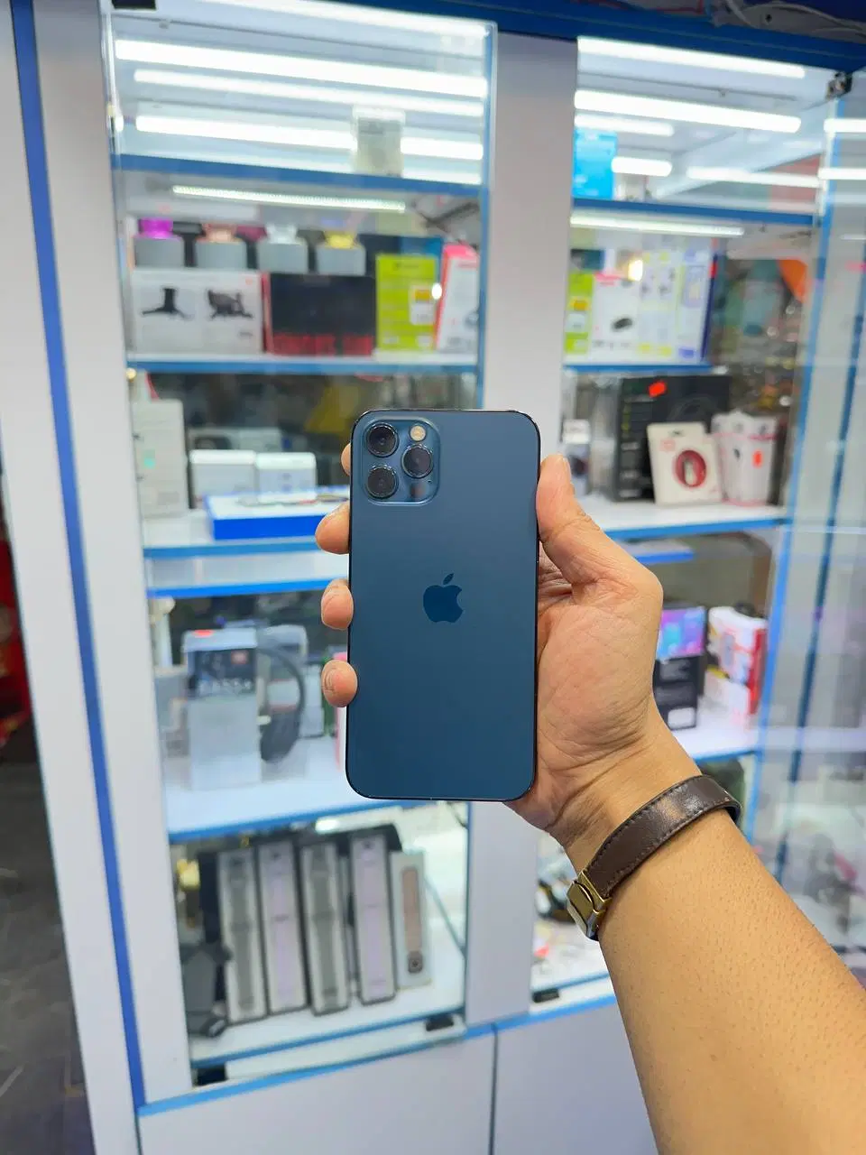 iphone 12pro|موبایل|بندر انزلی, پردیس|دیوار