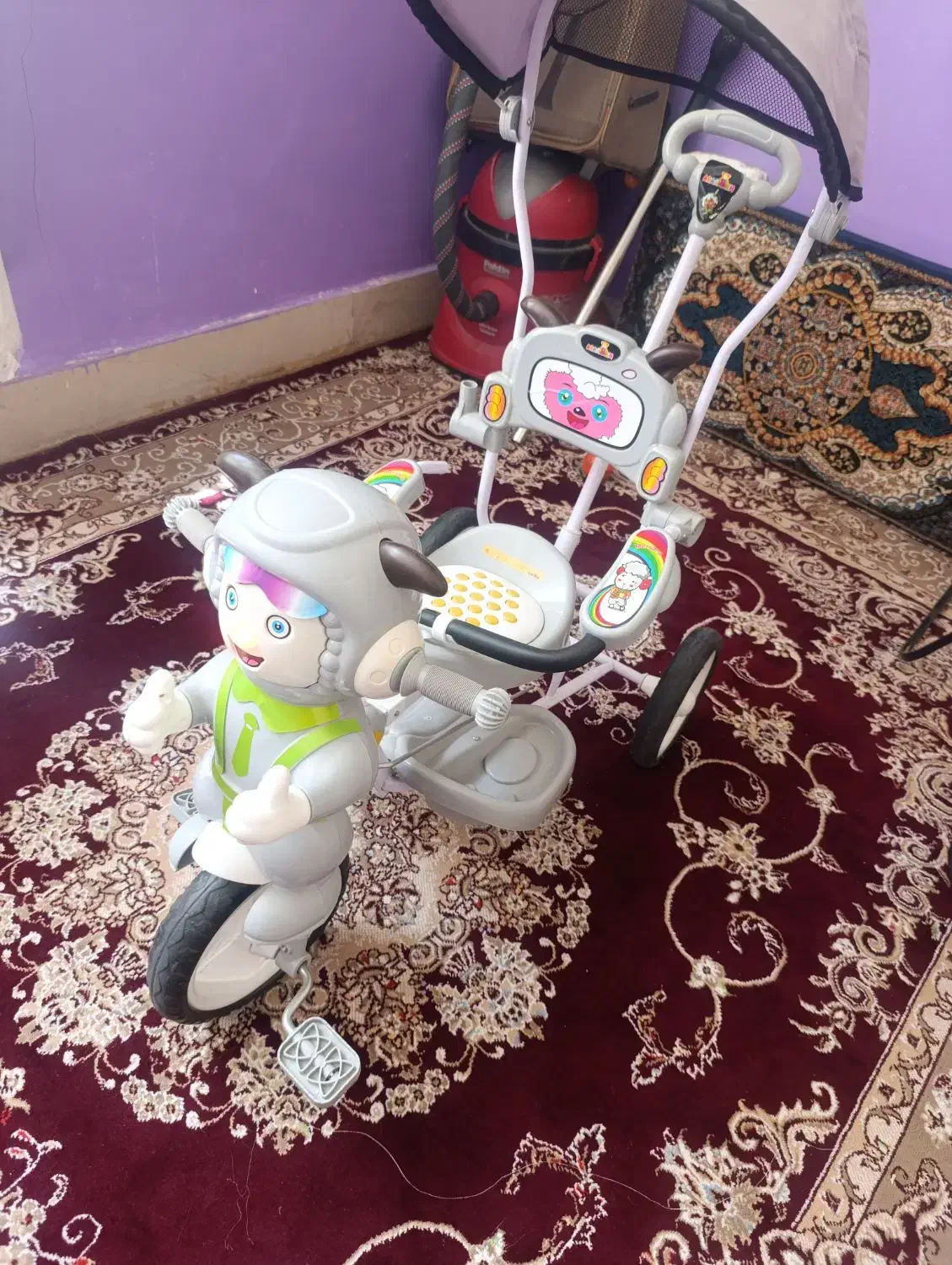 سه چرخه سایبان دار|اسباب‌بازی بچه|سراوان, |دیوار