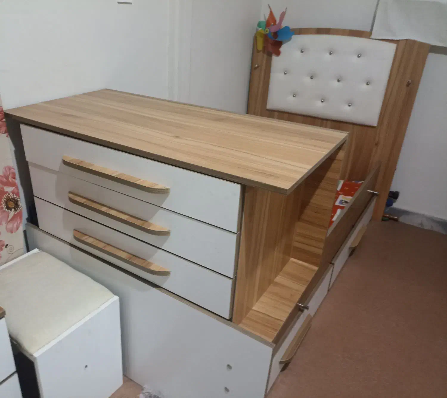 سرویس خواب کودک تخت،ویترین|تخت و سرویس خواب|ملارد, |دیوار