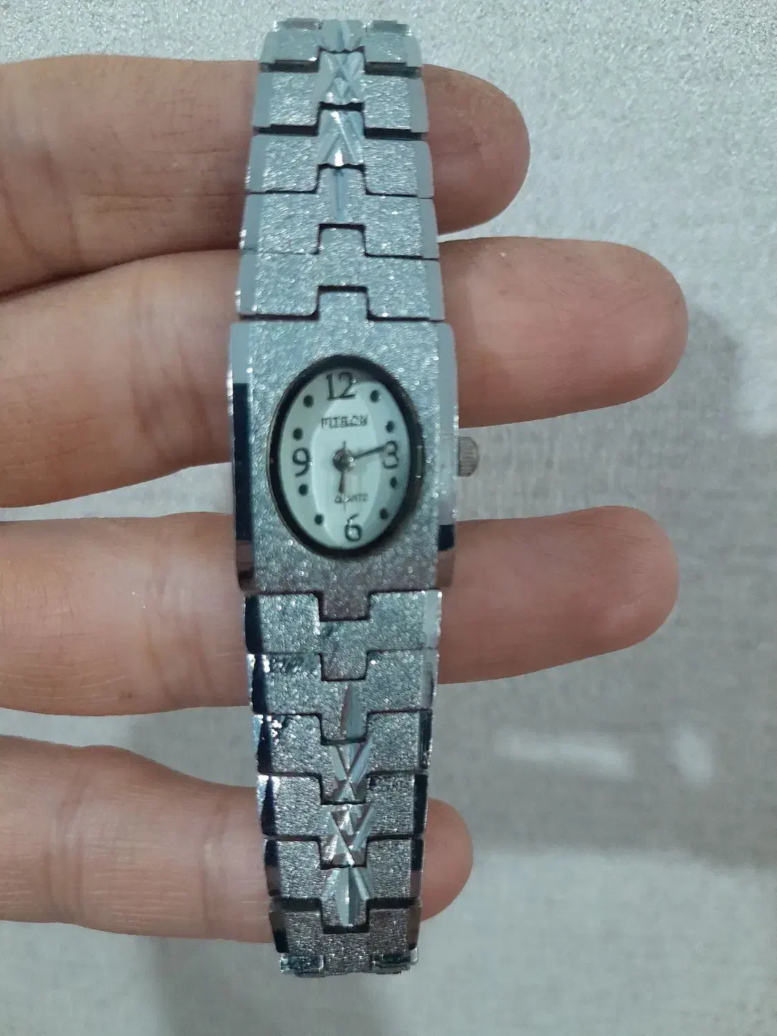 ساعت زنانه نو|ساعت|باقرشهر, |دیوار