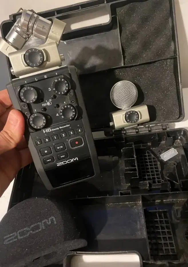 رکوردر زوم ZOOM H6 دارای دو میکروفون سیلور|پخش‌کننده همراه|تهران, قنات‌کوثر|دیوار