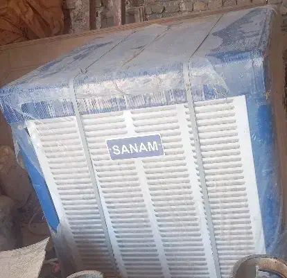 کولر نو|کولر آبی|تربت‌حیدریه, قائم|دیوار