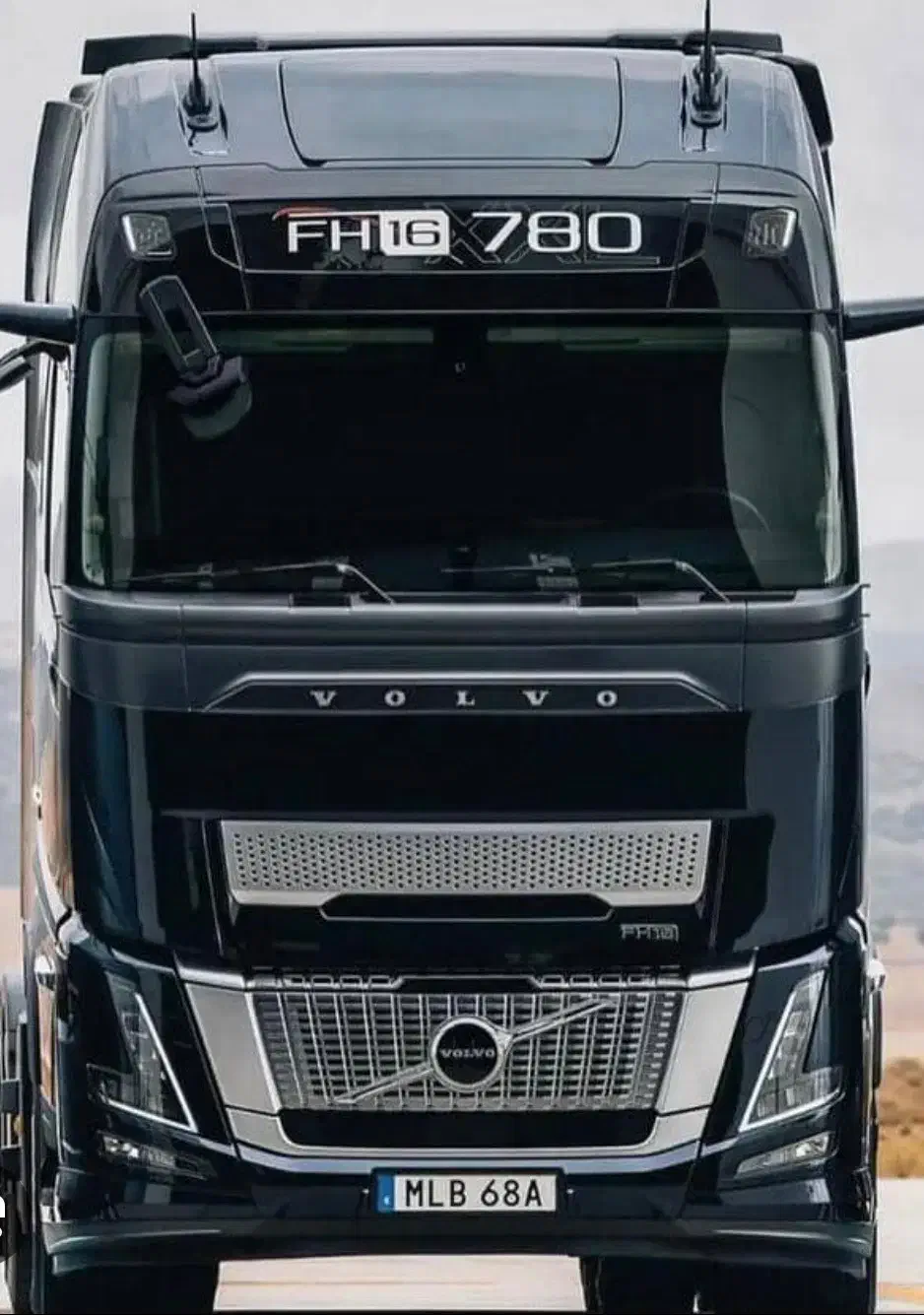 به یک نفر شریک برای نمایشگاه کامیون در مرند|استخدام حمل و نقل|مرند, |دیوار