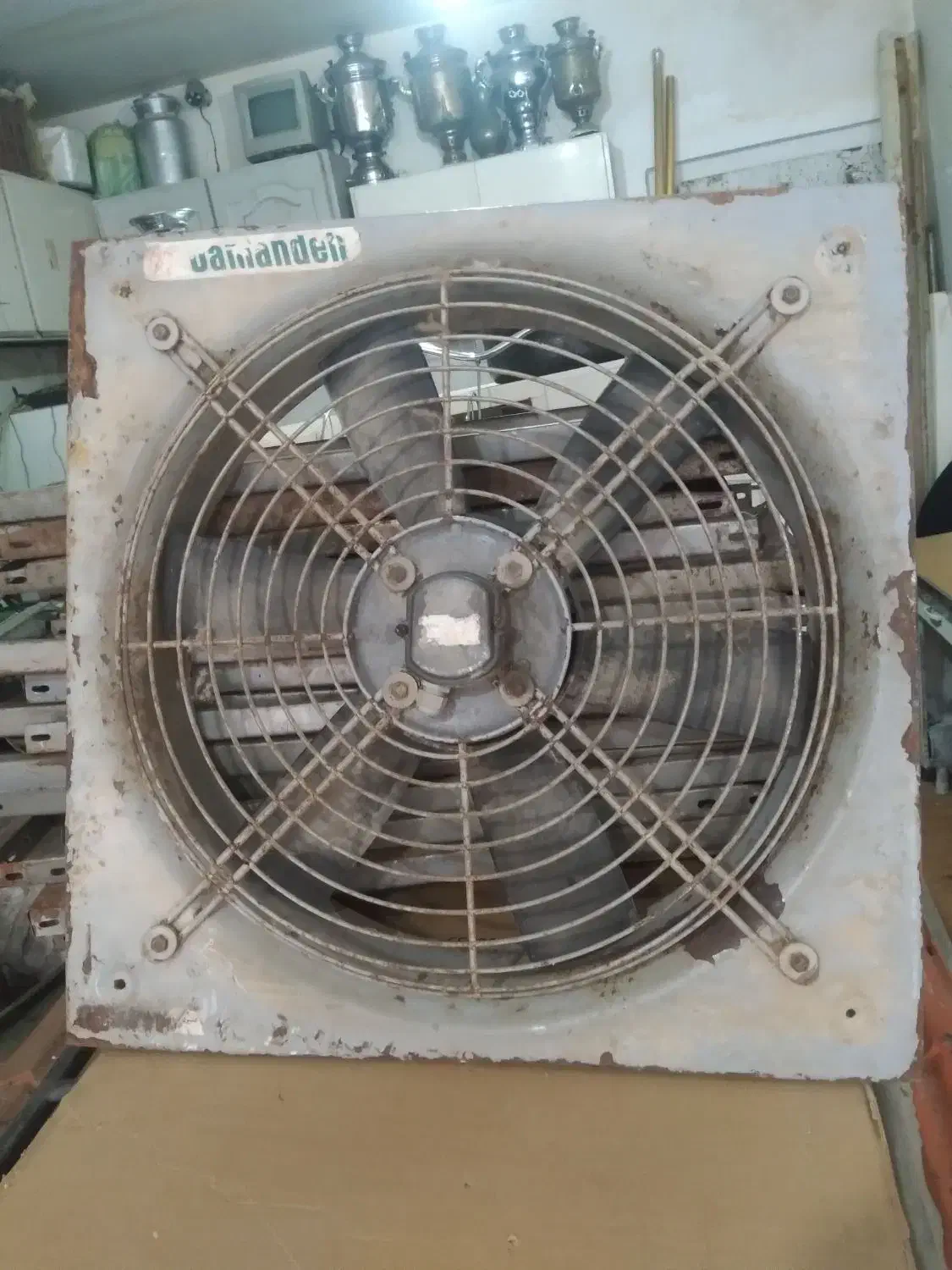 هواگش۷۰در۷۰سه فاز|پنکه و تصفیه‌کنندهٔ هوا|تبریز, |دیوار