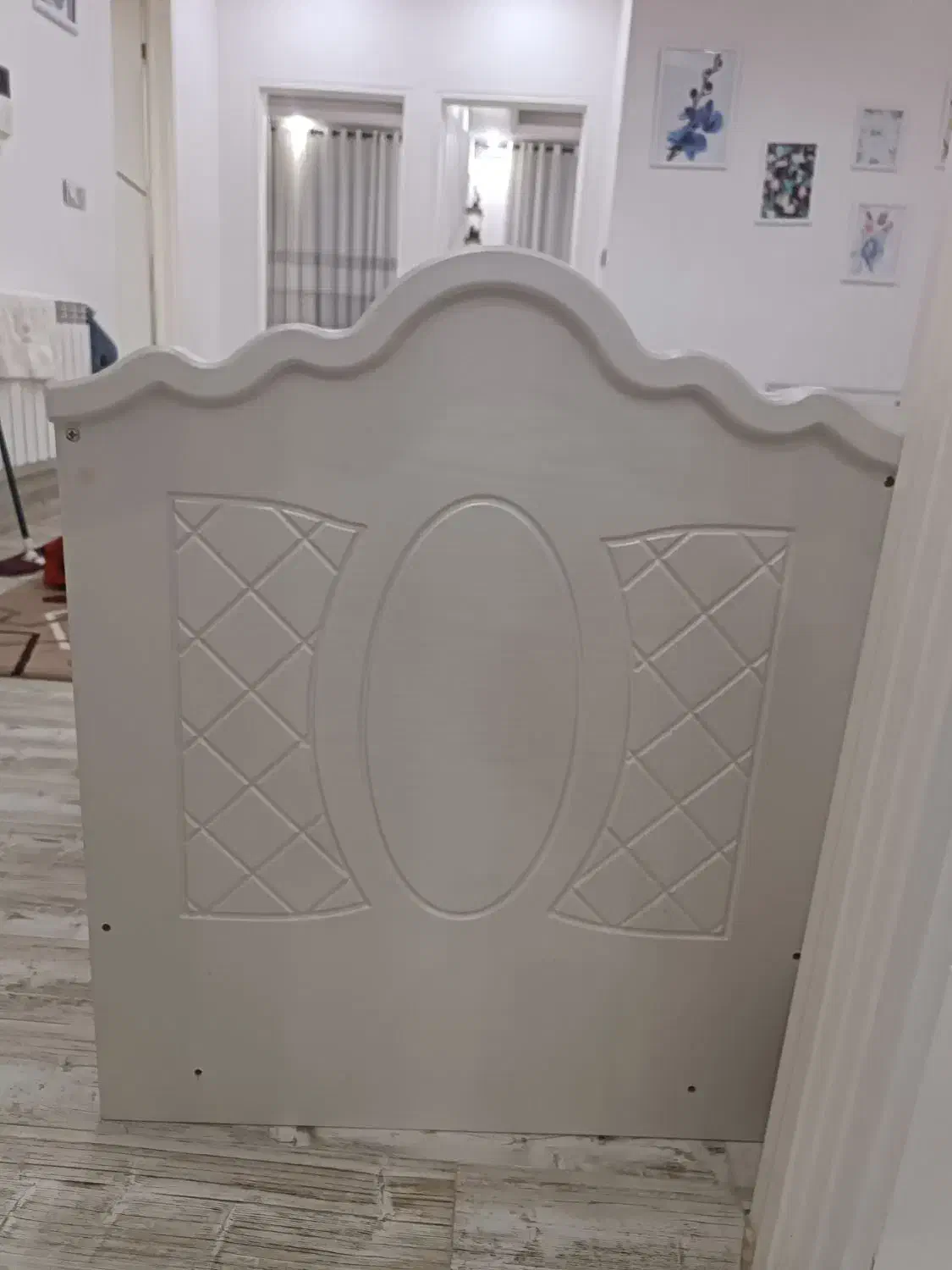 تخت کودک|تخت و صندلی بچه|شاهین دژ, |دیوار