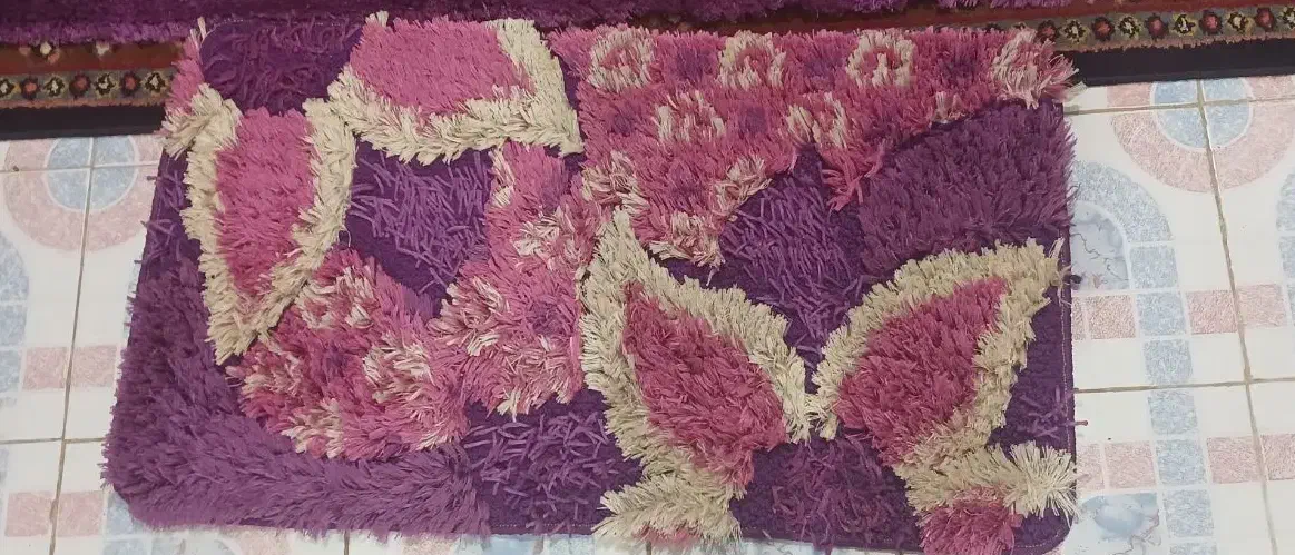 فرش ۱/۵ در ۹۵ با پادری|فرش|یزد, |دیوار