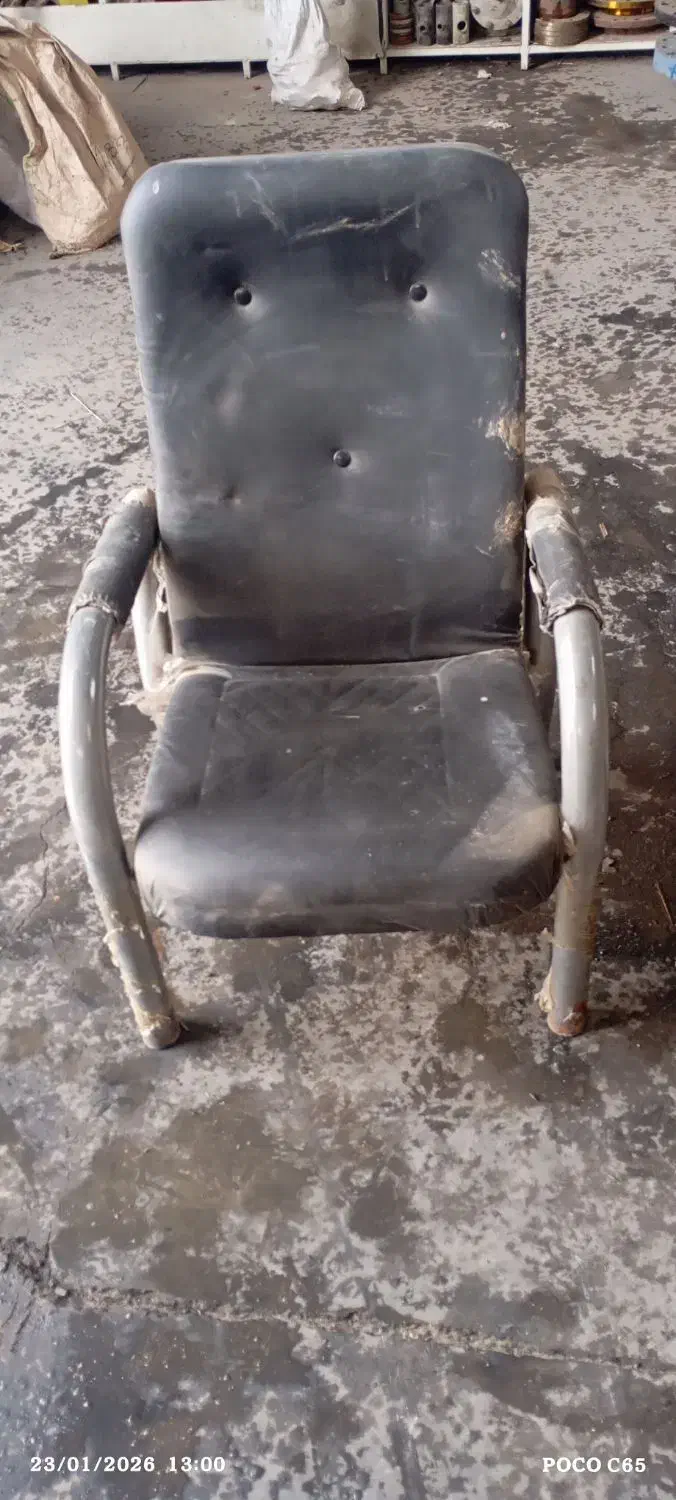 صندلی|مبلمان اداری|کهریزک, |دیوار