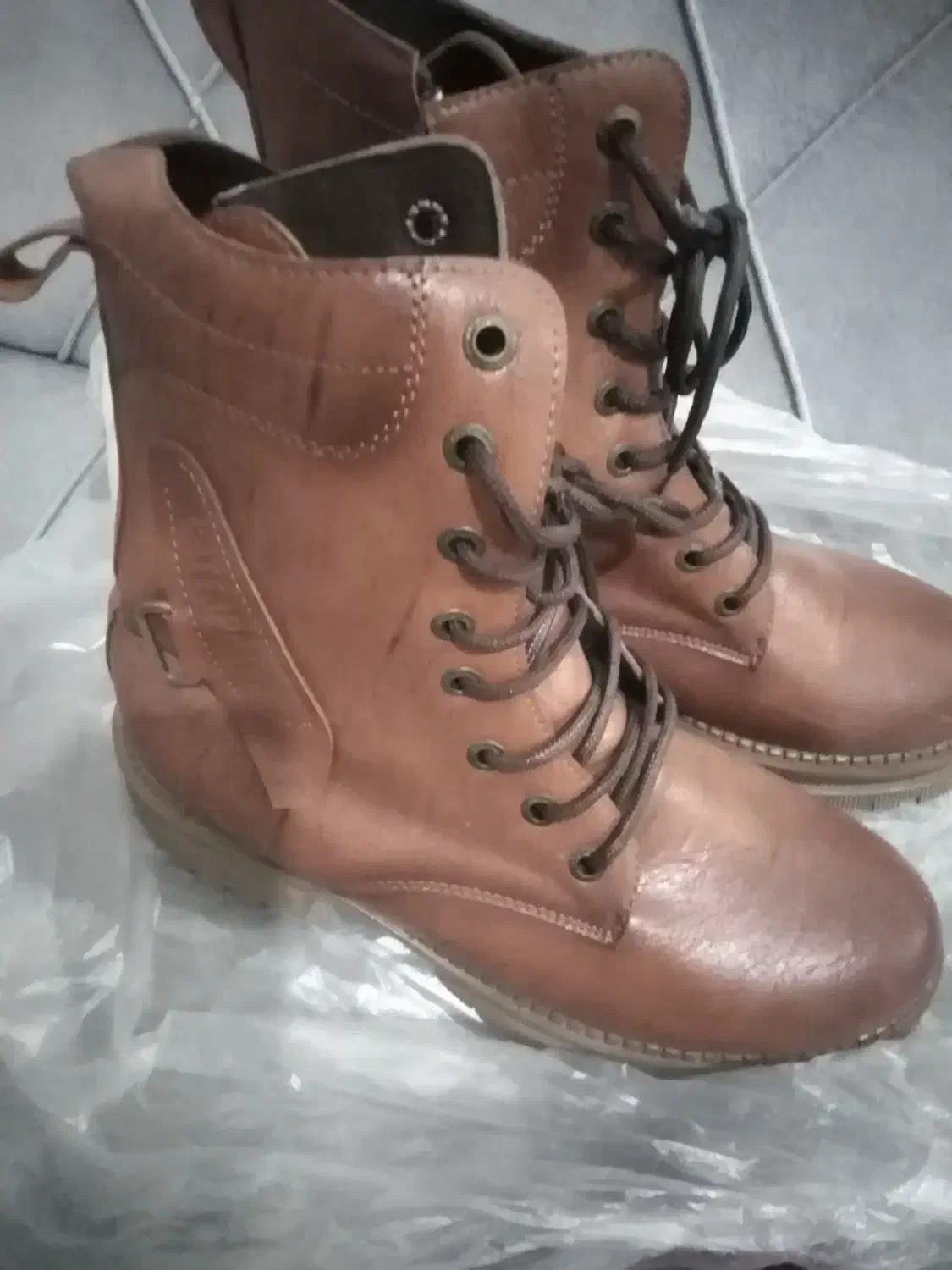 نیم پوت وکیف|کیف، کفش، کمربند|مهاباد (آذربایجان غربی), |دیوار