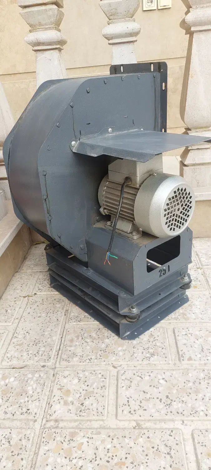 فن، سانترفیوژ، هواکش|کافیشاپ و رستوران|اندیشه, اندیشه فاز ۴|دیوار