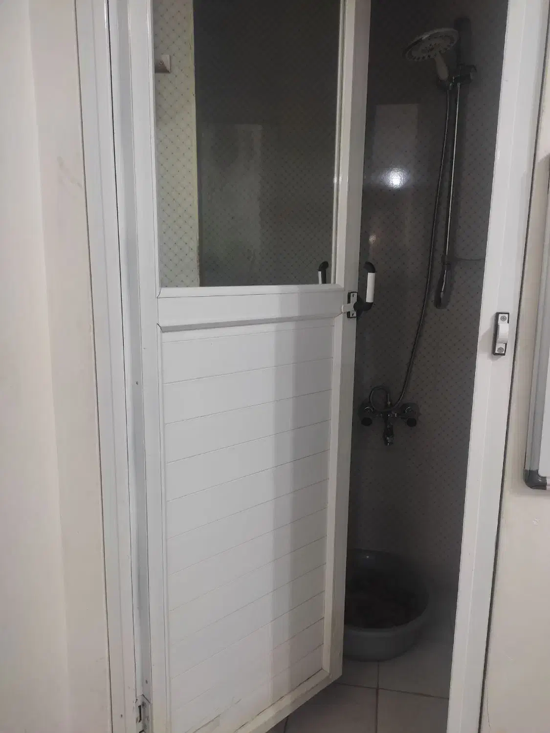 دره دشویی وحمام|لوازم سرویس بهداشتی|اندیمشک, |دیوار