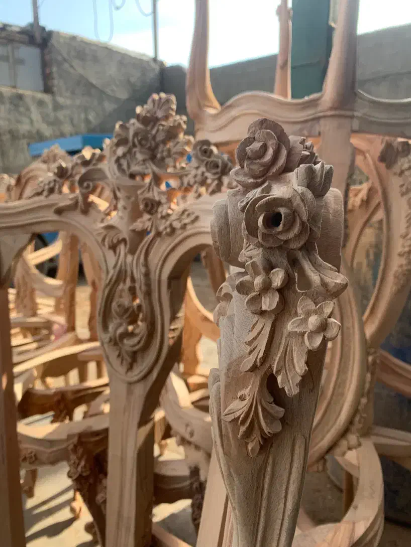 به تعدادی منبت کار و نجار نیازمندیم .|استخدام صنعتی، فنی، مهندسی|بهارستان, |دیوار