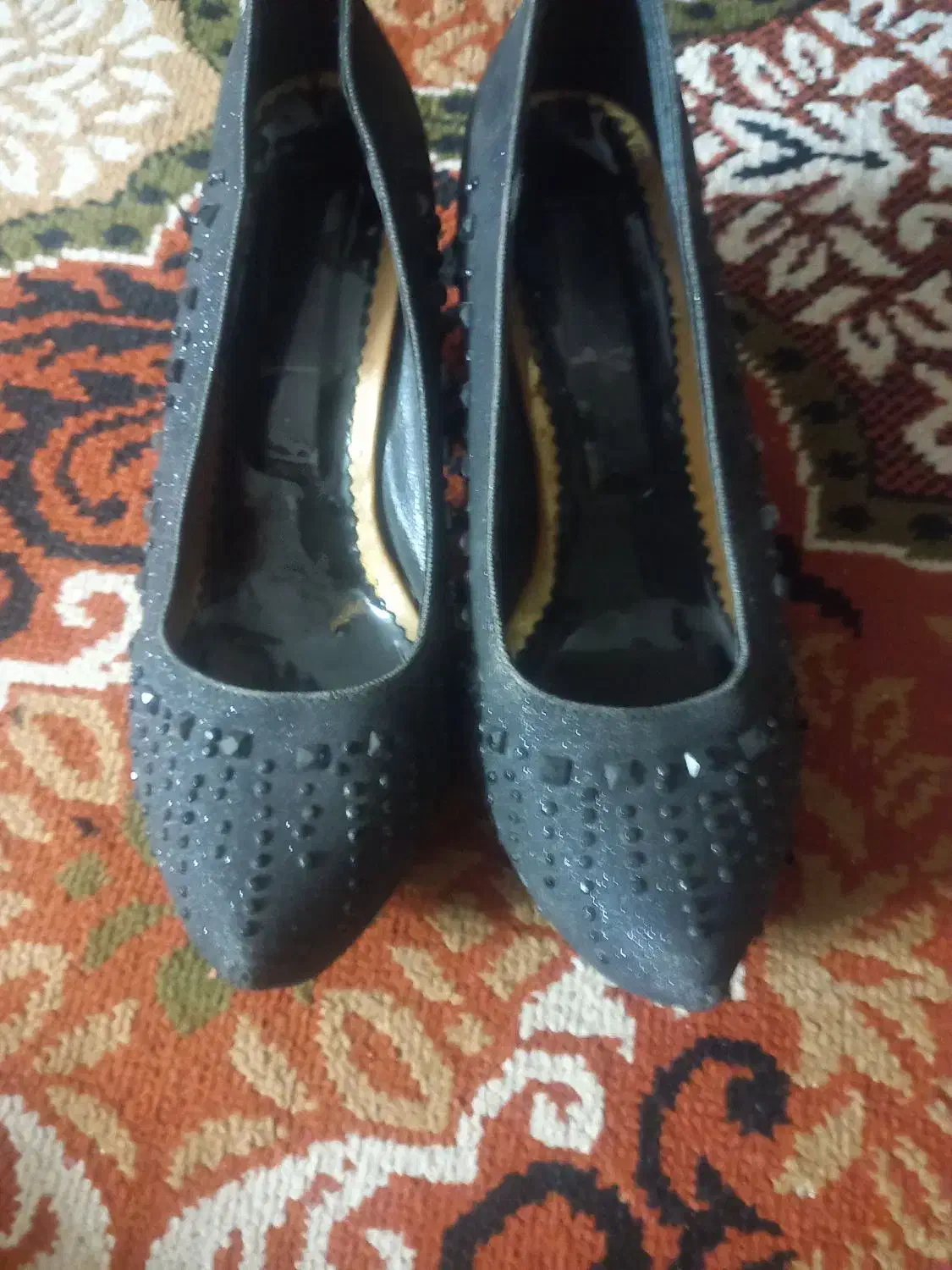 کفش|کیف، کفش، کمربند|بیرجند, |دیوار