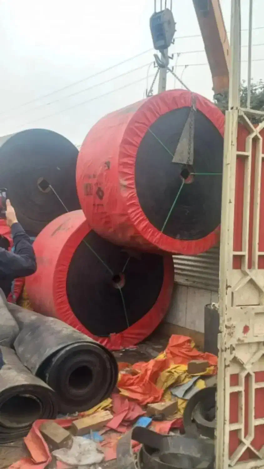 تسمه نقاله نوار نقاله  لاستیکی pvc برزنتی و چسب|ماشین‌آلات صنعتی|تهران, بهارستان|دیوار