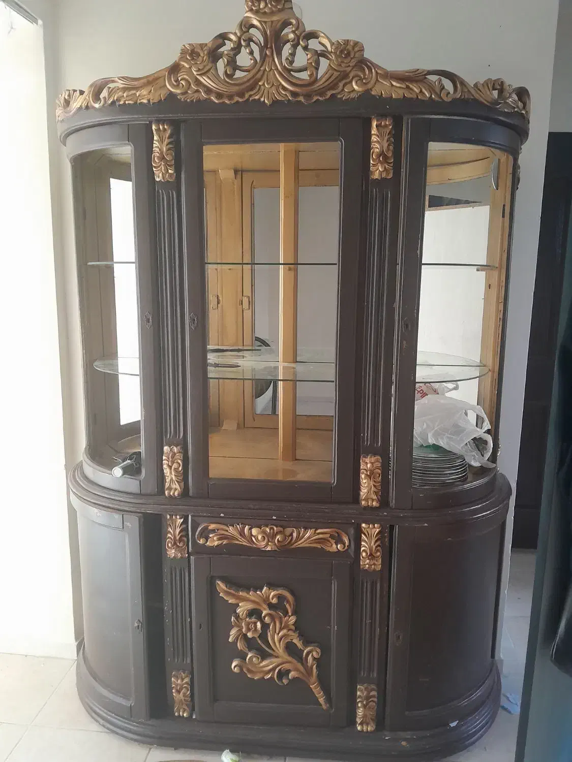 بوفه|بوفه، ویترین، کنسول|پرند, فاز ۳|دیوار