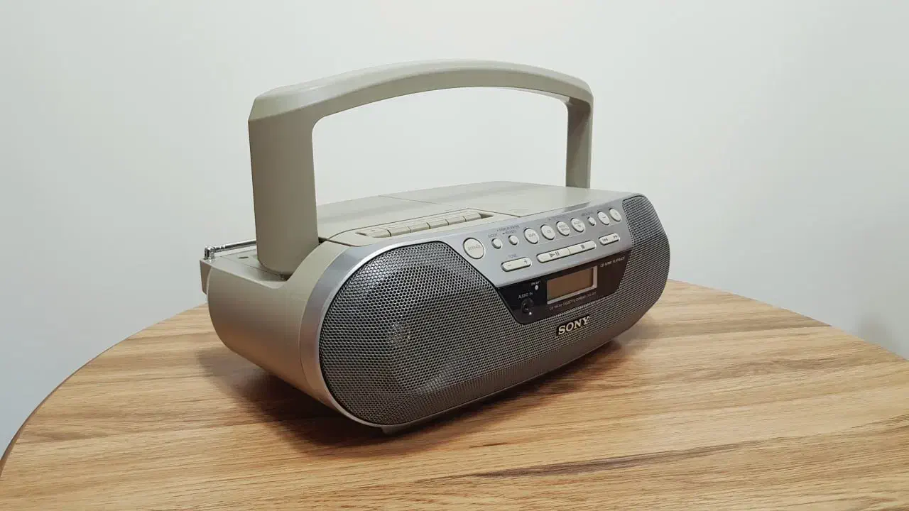 ضبط سونی آنتیک|سیستم صوتی خانگی|پرند, فاز ۵|دیوار