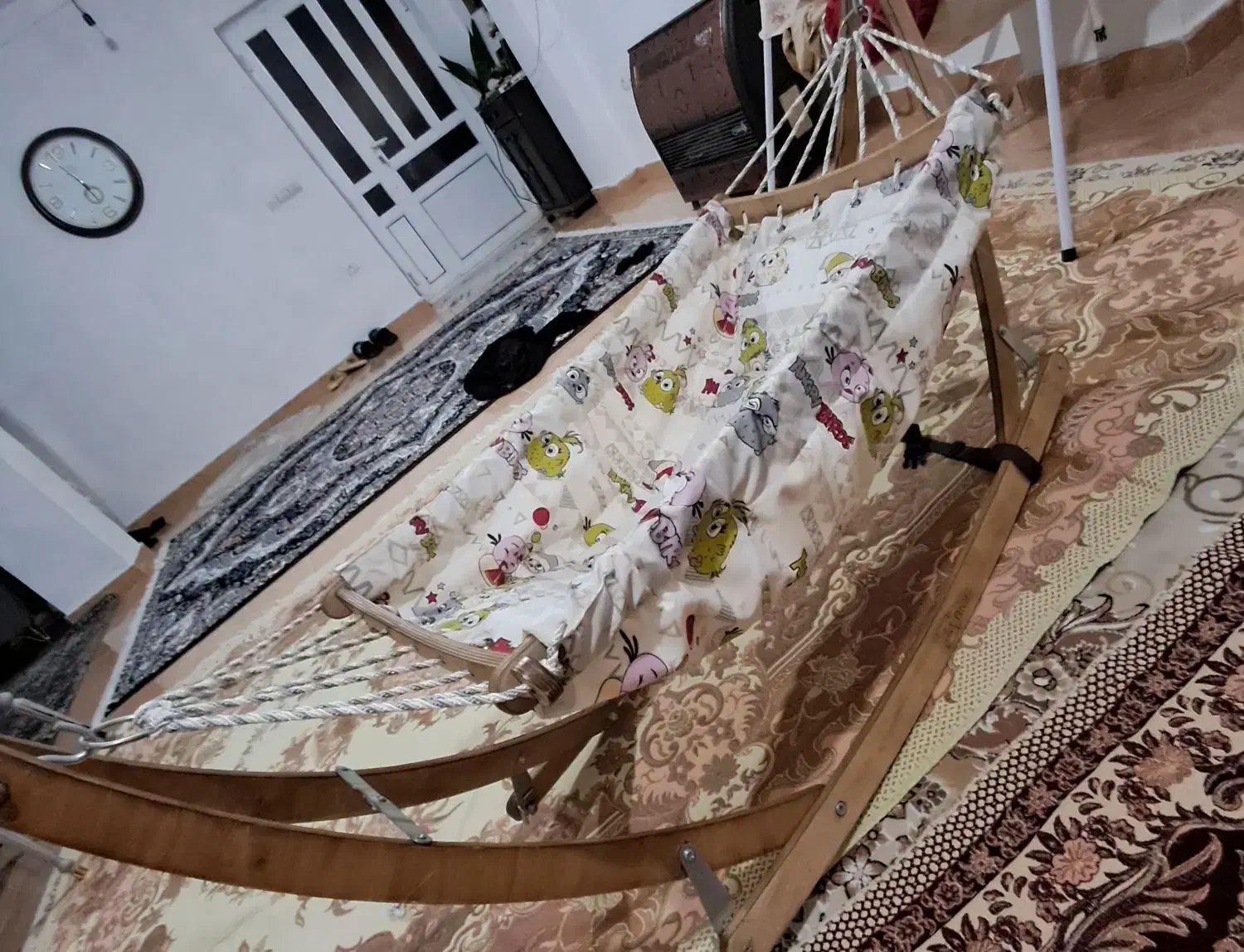 کهیرباگهواره بچه|تخت و صندلی بچه|چالوس, |دیوار