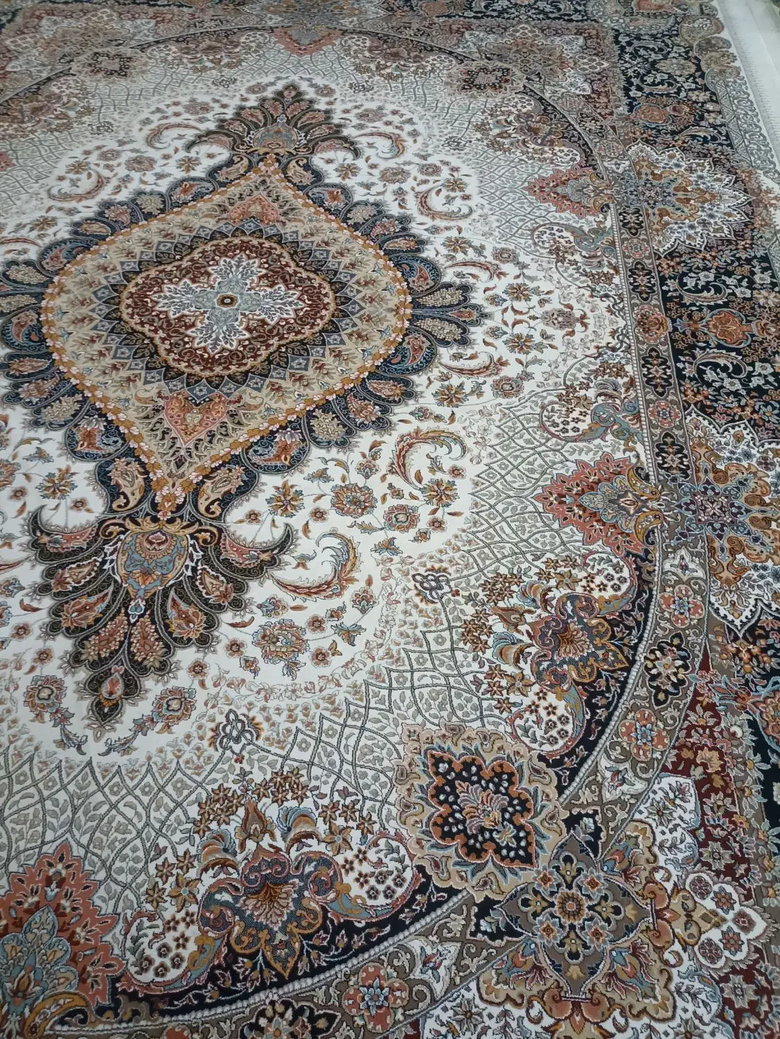 دوتافرش 12متری وکناره|فرش|مشهد, پنجتن|دیوار