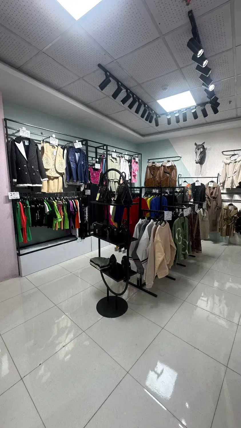 فروش رگال مانکن و...|فروشگاه و مغازه|شهرکرد, |دیوار