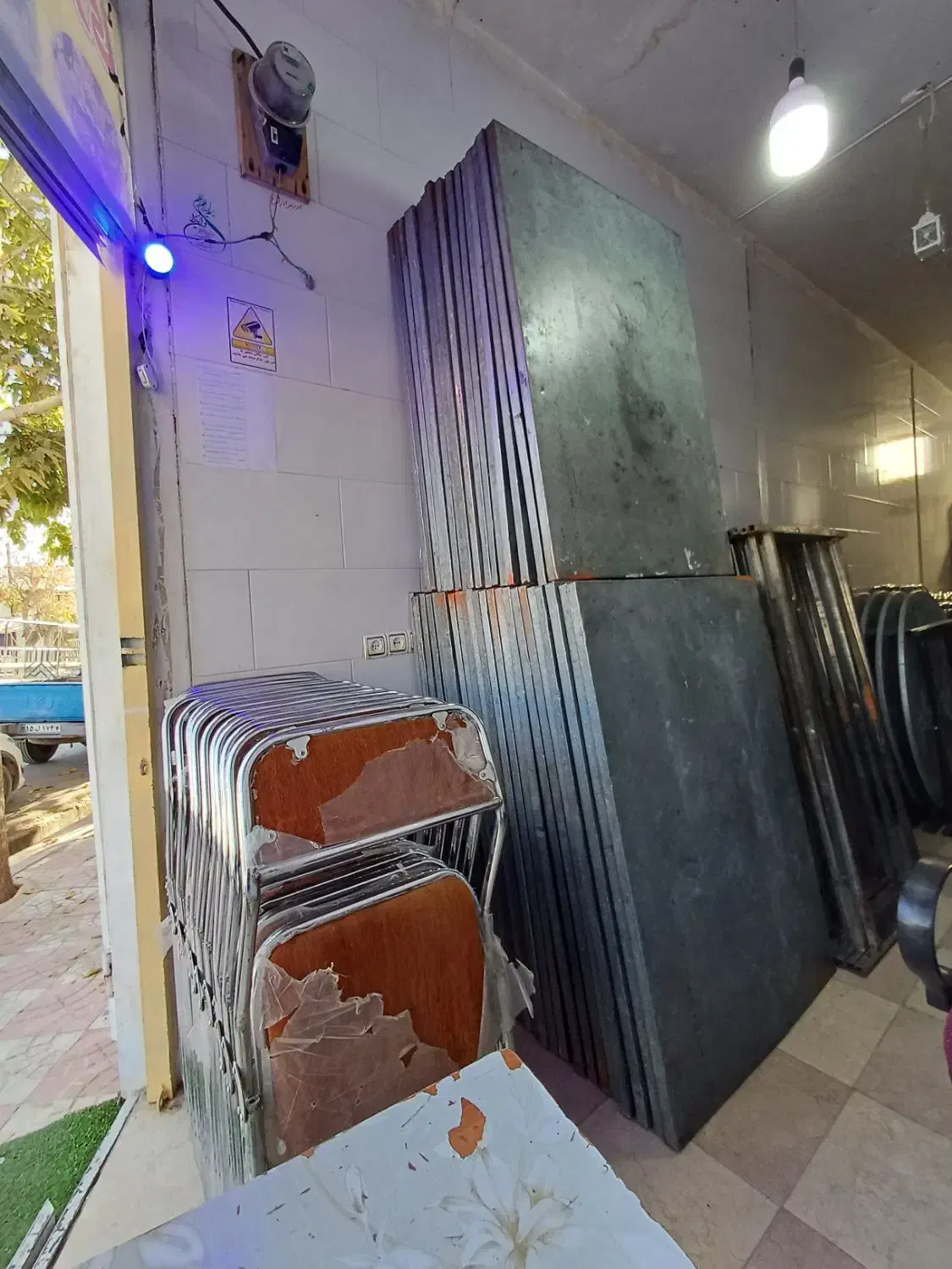 میز گالوانیزه تاشو 90×130. زارع|میز و صندلی غذاخوری|فیروزآباد (لرستان), |دیوار