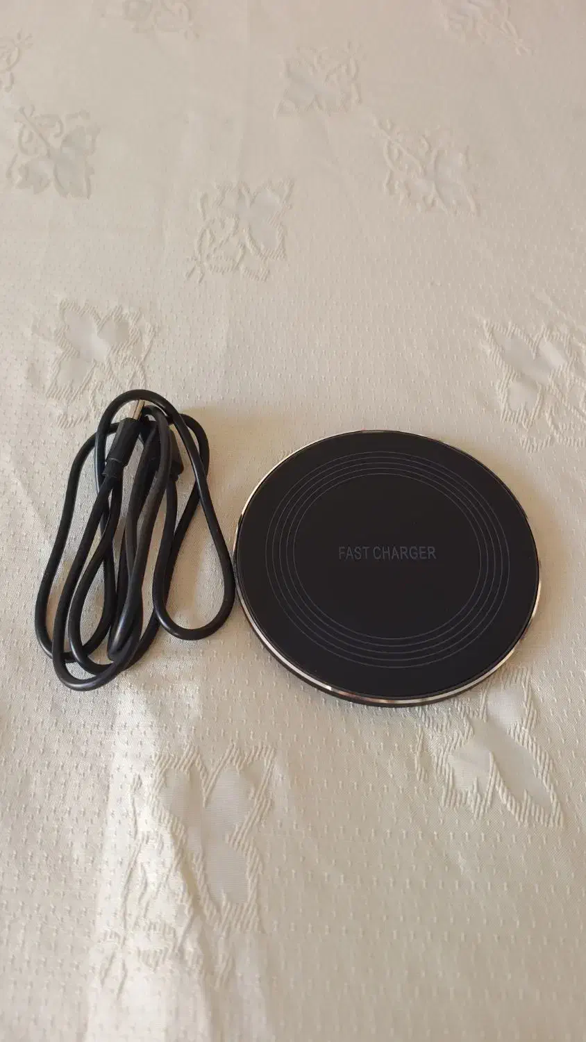 شارژ وایرلس رو میزی|لوازم جانبی موبایل و تبلت|تهران, حسین‌آباد|دیوار