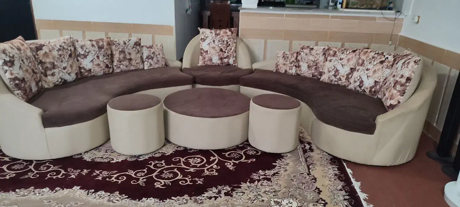 مبل راحتی|مبلمان خانگی و میز عسلی|تربت جام, والفجر|دیوار