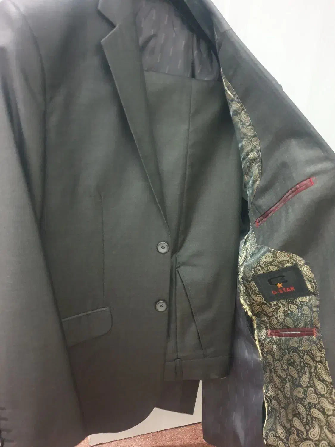 ۳کت شلوار سایز ۴۴و ۴۶ و پالتو سایز xl|لباس|شهریار, شهریار|دیوار