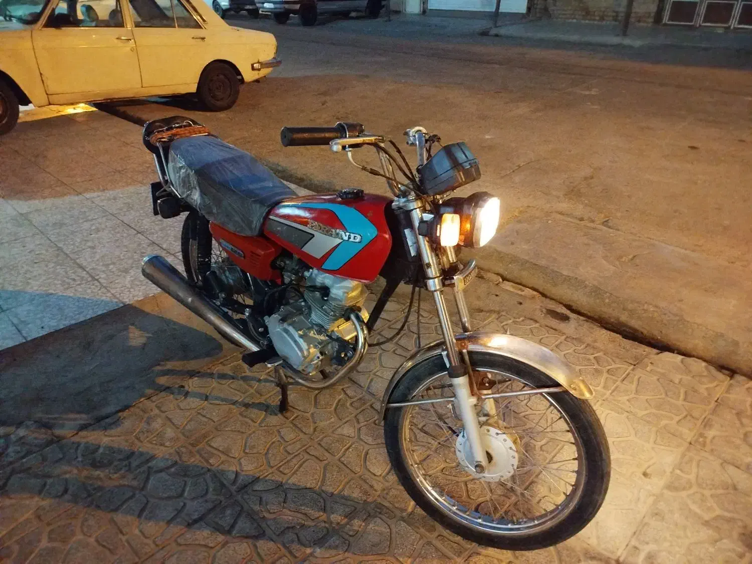 هندا125رایکامدل88پلاک ملی|موتورسیکلت|قم, علی آباد|دیوار