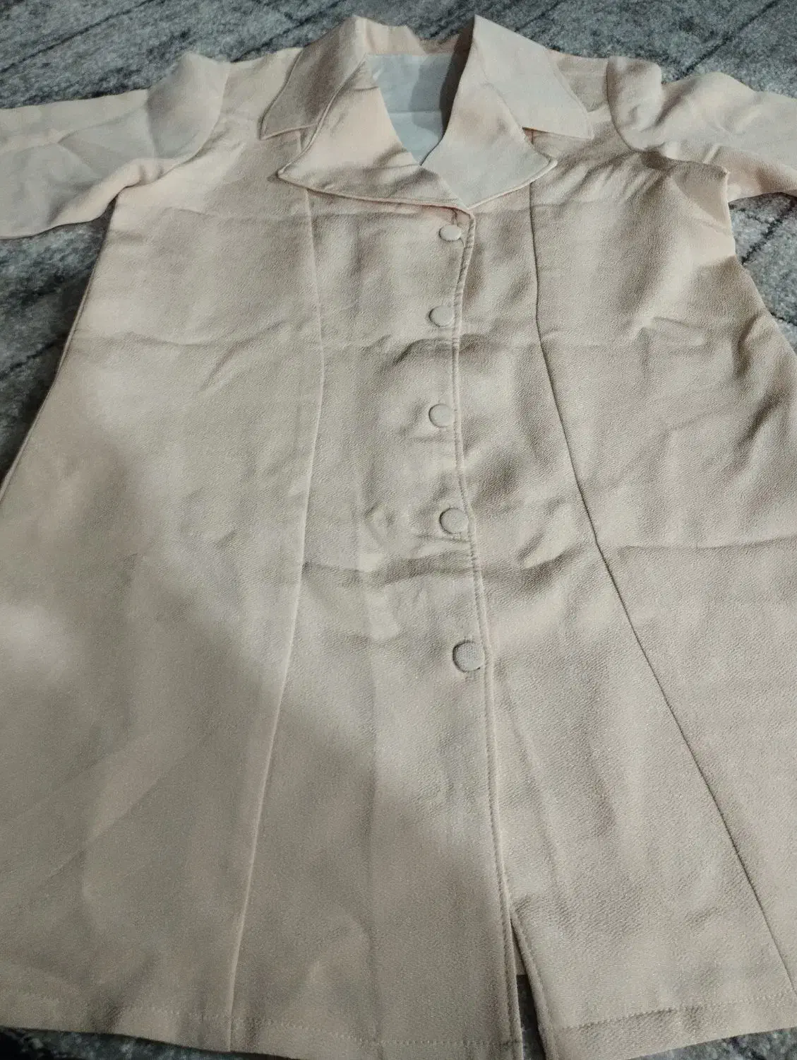 مانتو|لباس|خورموج, |دیوار