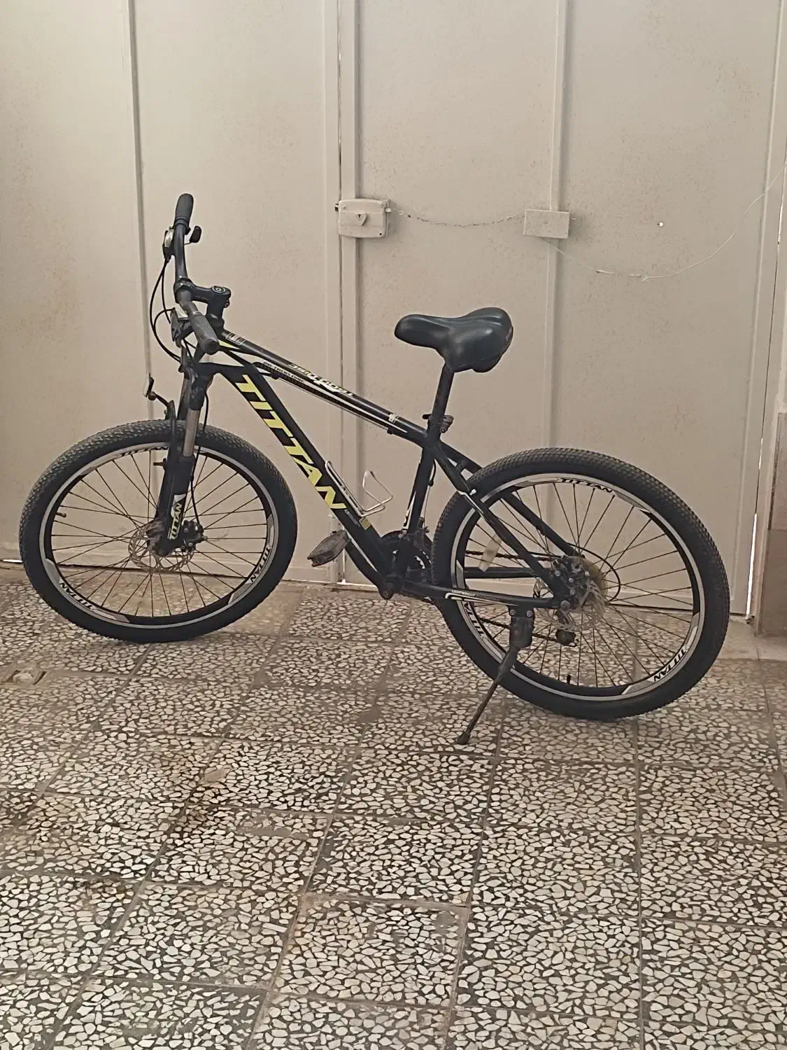 دوچرخه حرفه ای|دوچرخه، اسکیت، اسکوتر|آستانه اشرفیه, |دیوار