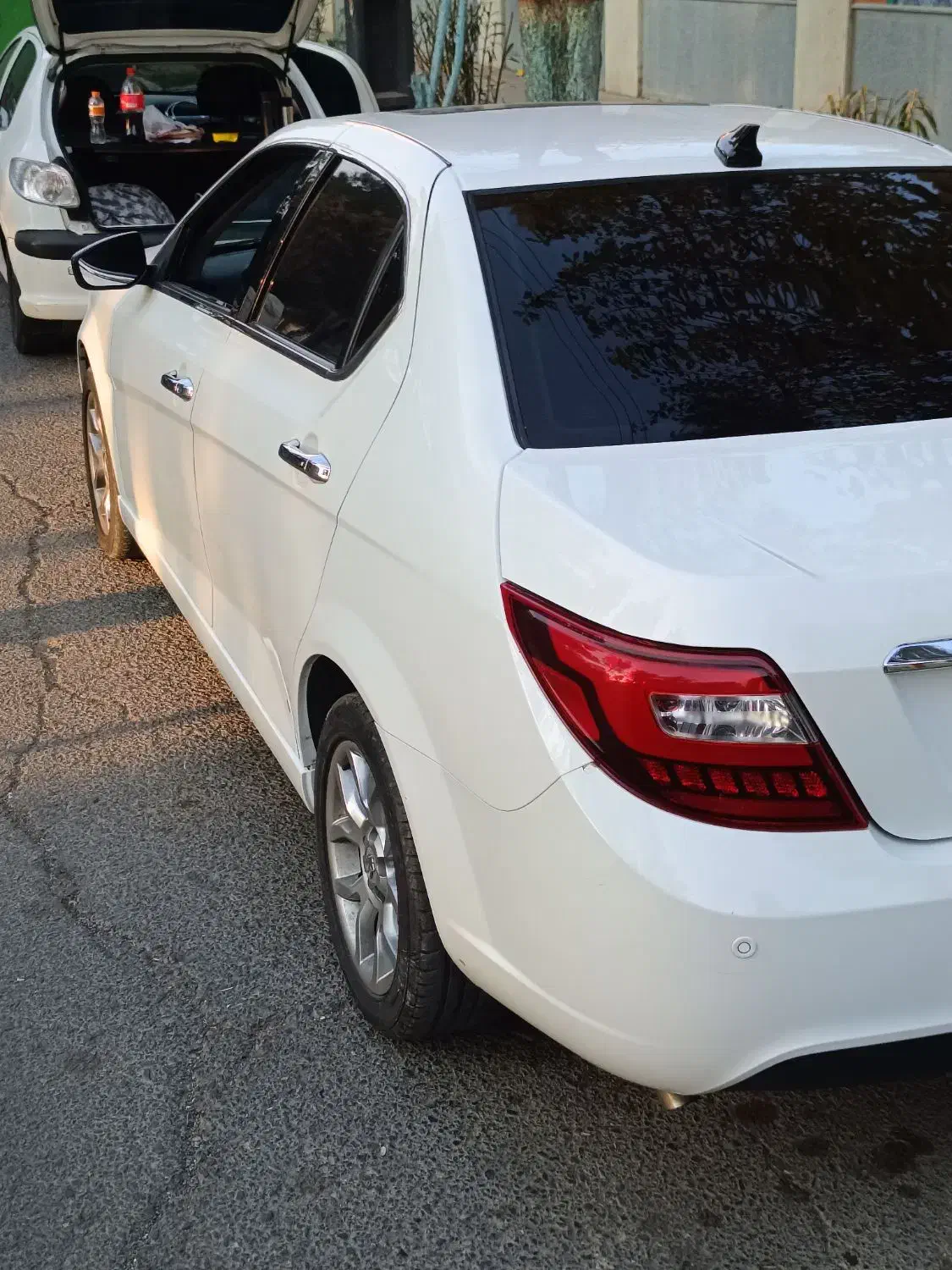 دنا پلاس توربو 6 دنده 1402|خودرو سواری و وانت|کرمانشاه, |دیوار