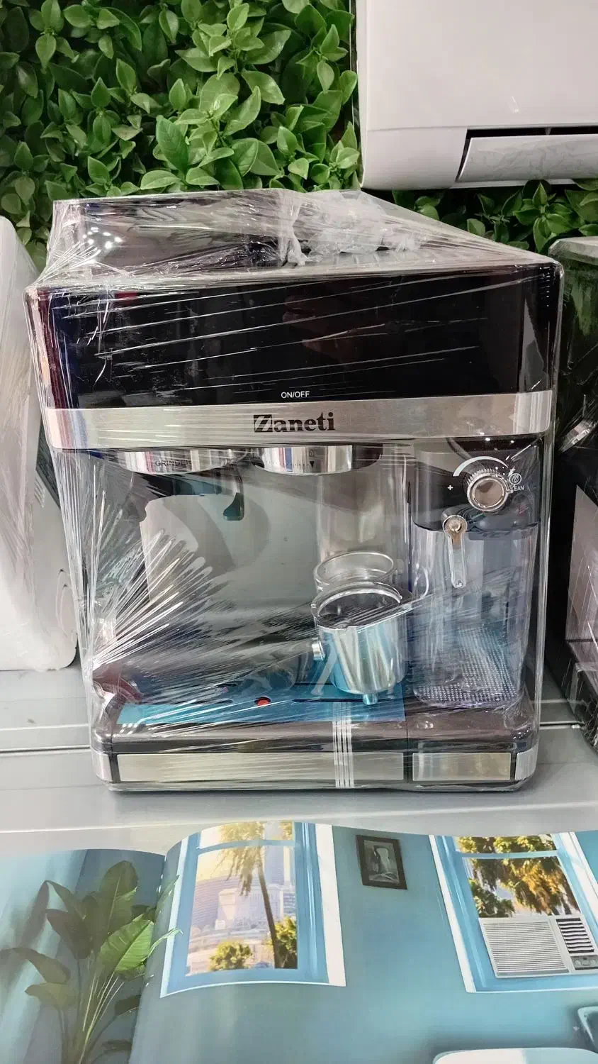 اسپرسو نیمه صنعتی آسیاب دار و مخزن شیردار لمسی|سماور، چای‌ساز، قهوه‌ساز|کرج, کوی بعثت|دیوار