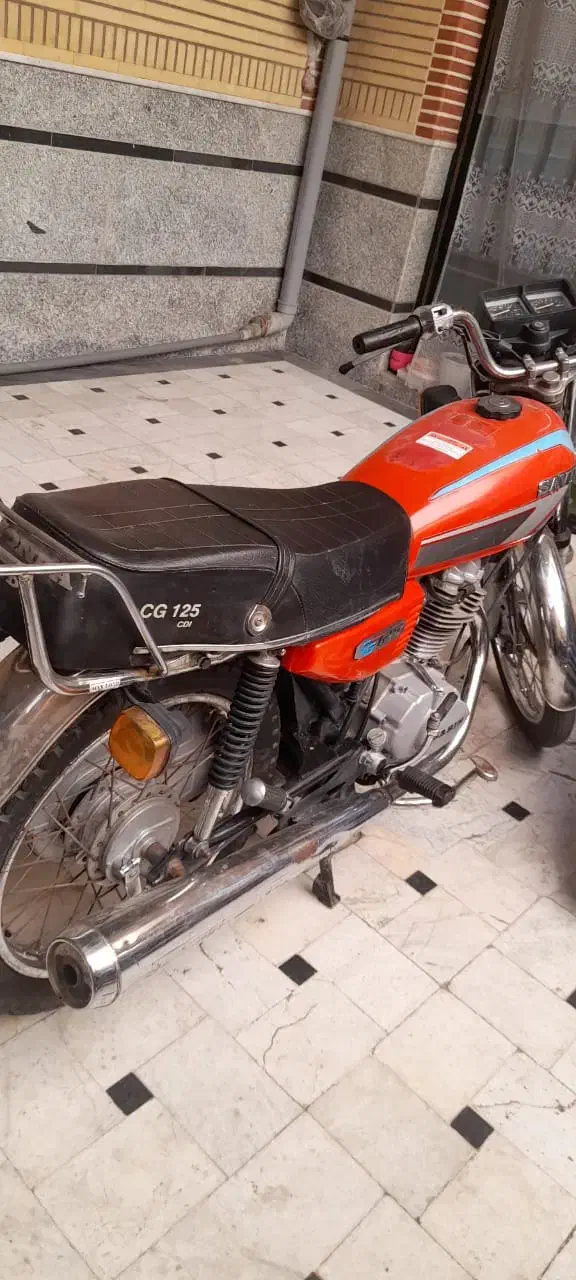 موتور هندا مدل ۸۷ در حد نو ۷۰ درصد فابریک|موتورسیکلت|قم, یزدان‌شهر|دیوار