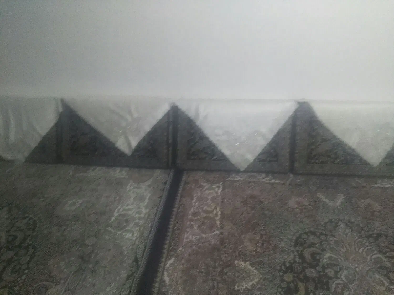 پشتی|پشتی|همدان, |دیوار