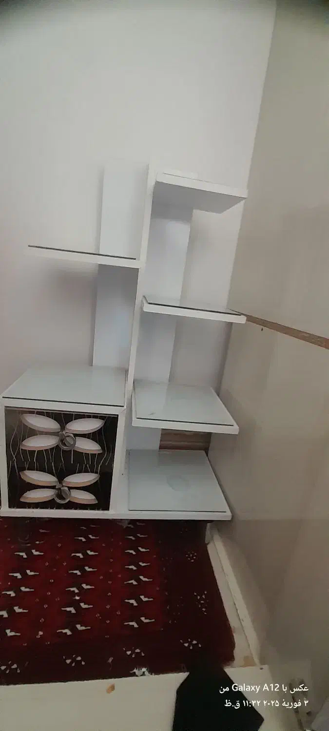 پایه قابلمه|آب‌چکان و نظم‌دهنده ظروف|کاشمر, |دیوار