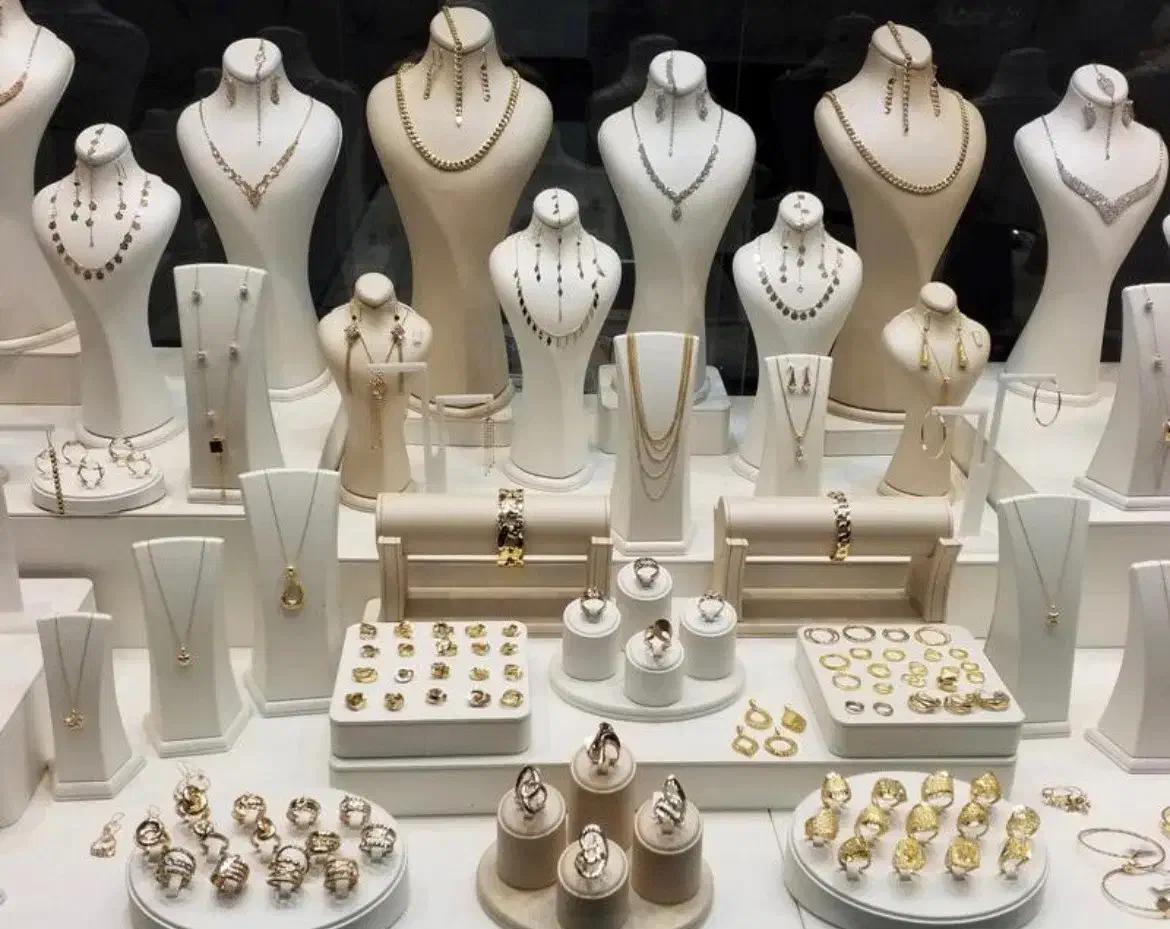 استخدام نیروی ساخت دکور و مانکن طلا|استخدام صنعتی، فنی، مهندسی|پاکدشت, پاکدشت (مامازند)|دیوار