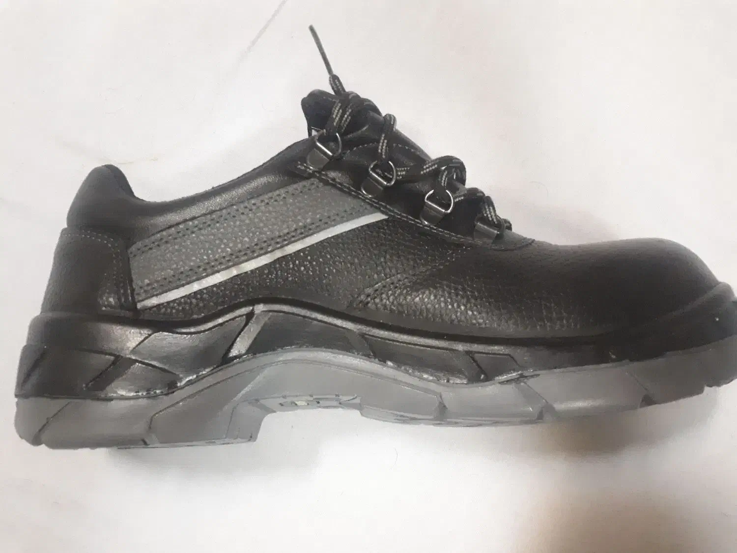 کفش ایمنی|کیف، کفش، کمربند|بندرعباس, |دیوار