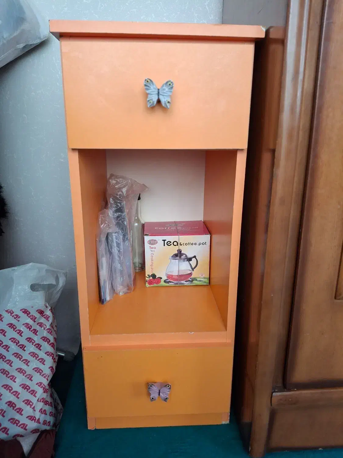 میز|میز و صندلی غذاخوری|اردبیل, |دیوار