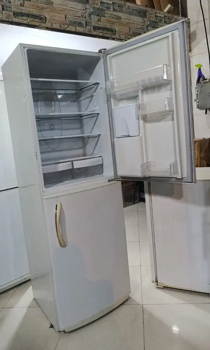 یخچال فریزر الکترو استیل در حد نو|یخچال و فریزر|سمنان, |دیوار