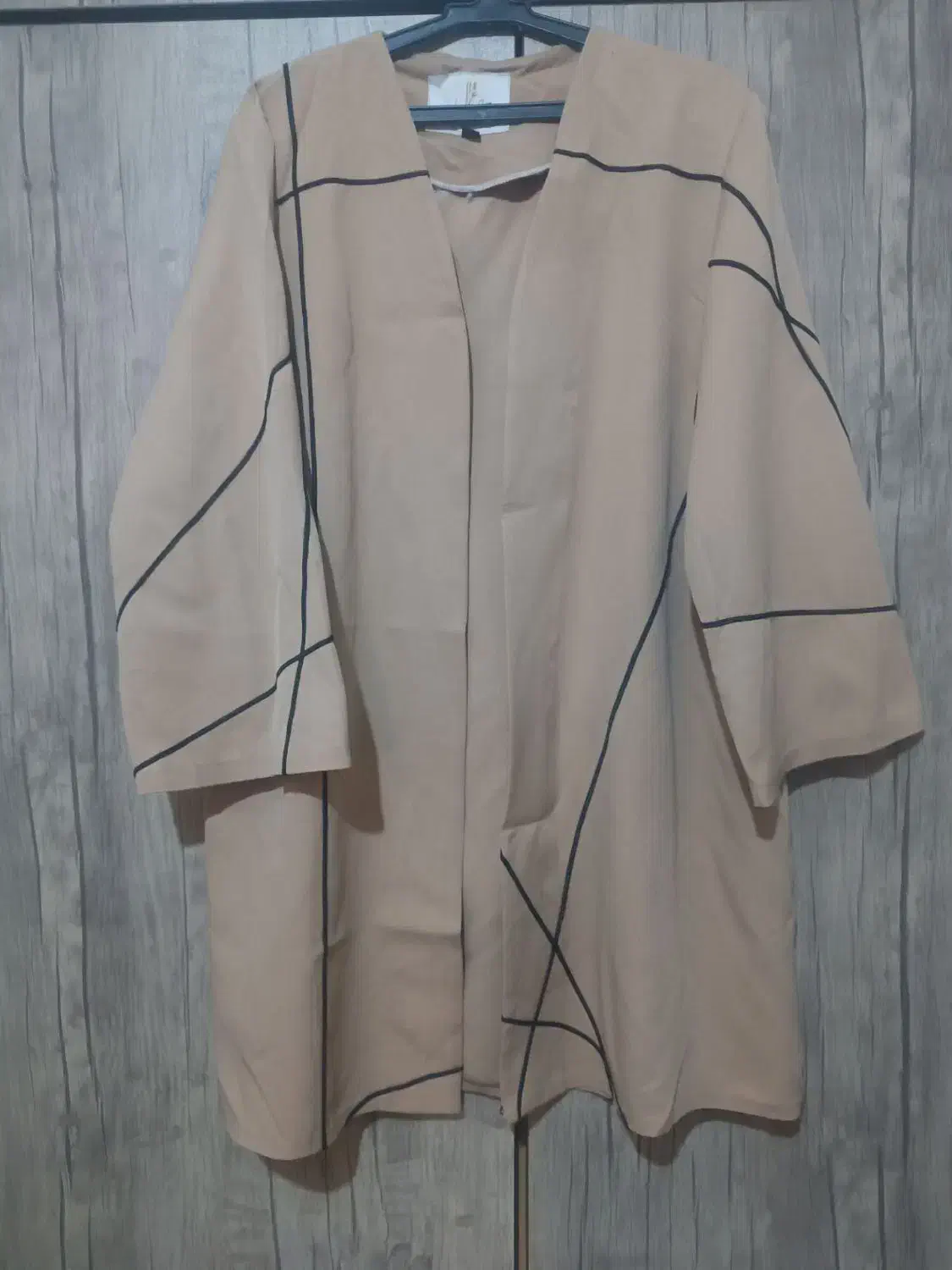 ماتو تابستانی|لباس|میانه, |دیوار