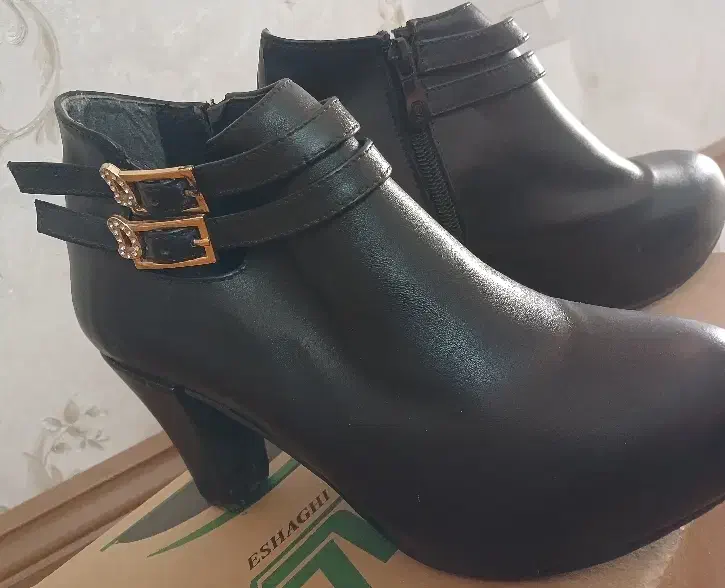 نیم بوت مجلسی|کیف، کفش، کمربند|گلبهار, شهر جدید گلبهار|دیوار