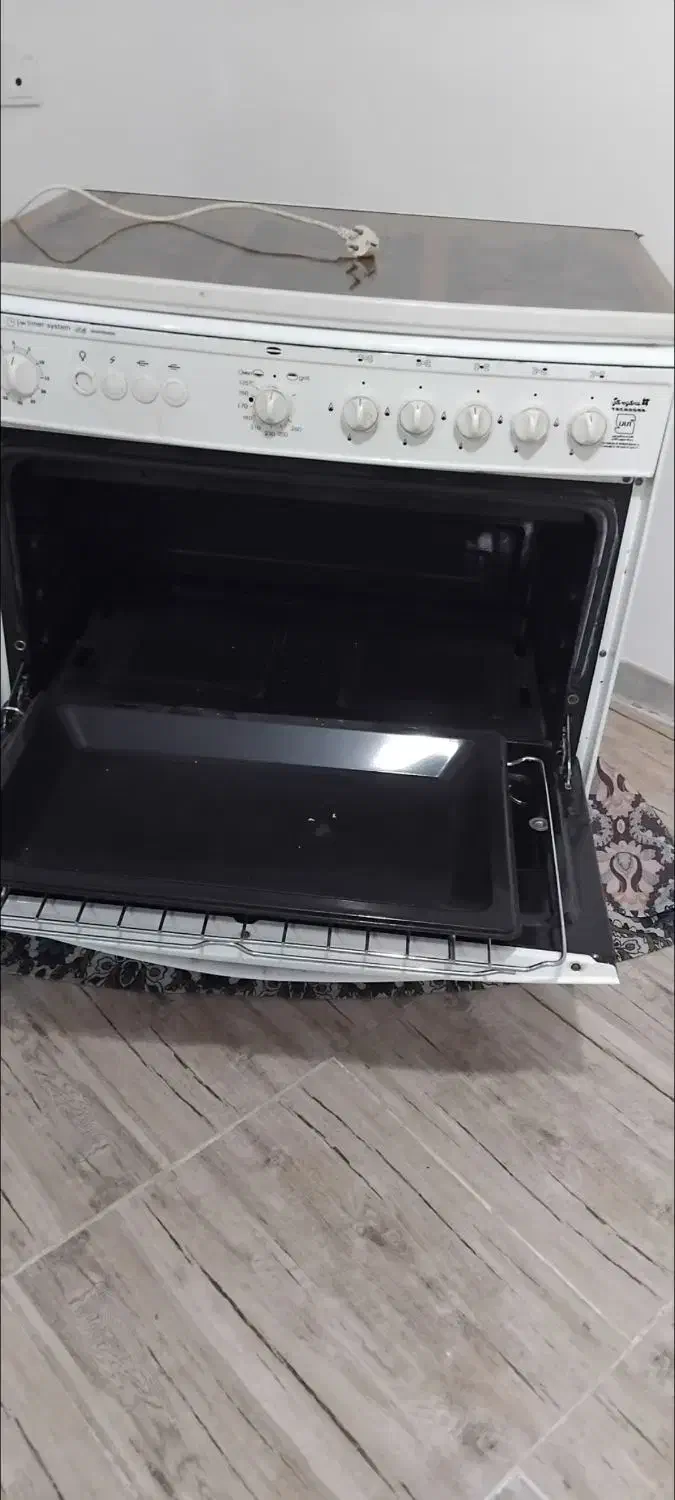 گاز فر|اجاق گاز و لوازم برقی پختوپز|رشت, کوی حسینی|دیوار