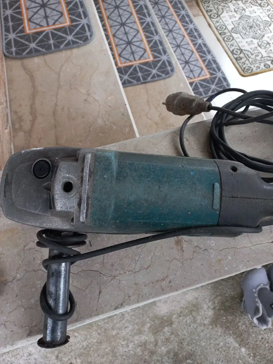 سنگ فرز و جرثقیل|ابزارآلات|فومن, |دیوار