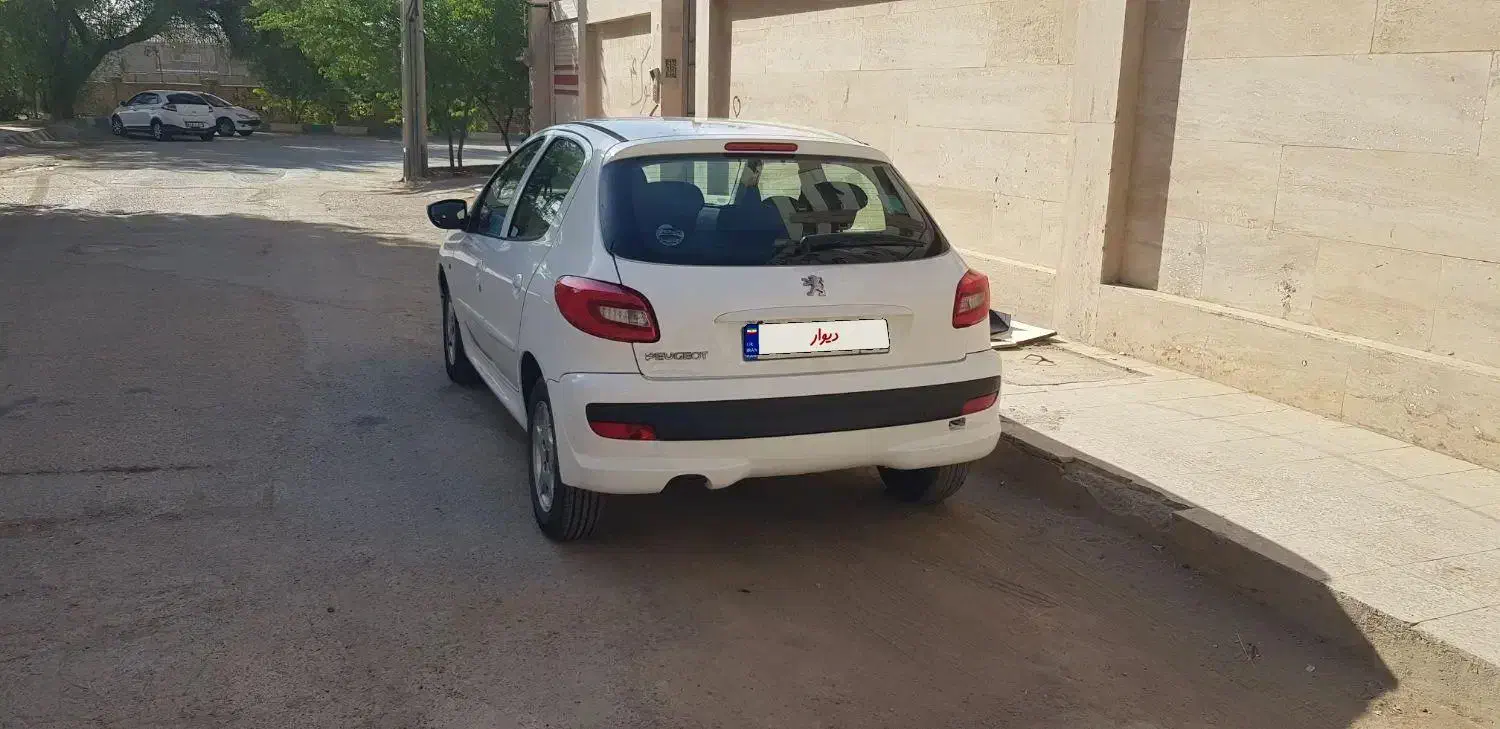 ۲۰۷ مدل ۹۷ دنده ای|خودرو سواری و وانت|اهواز, بازار آهن|دیوار