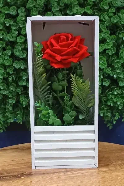 گل های مصنوعی کار شده داخل باکس ویژه روز مادر|گل مصنوعی|قم, نیروگاه|دیوار