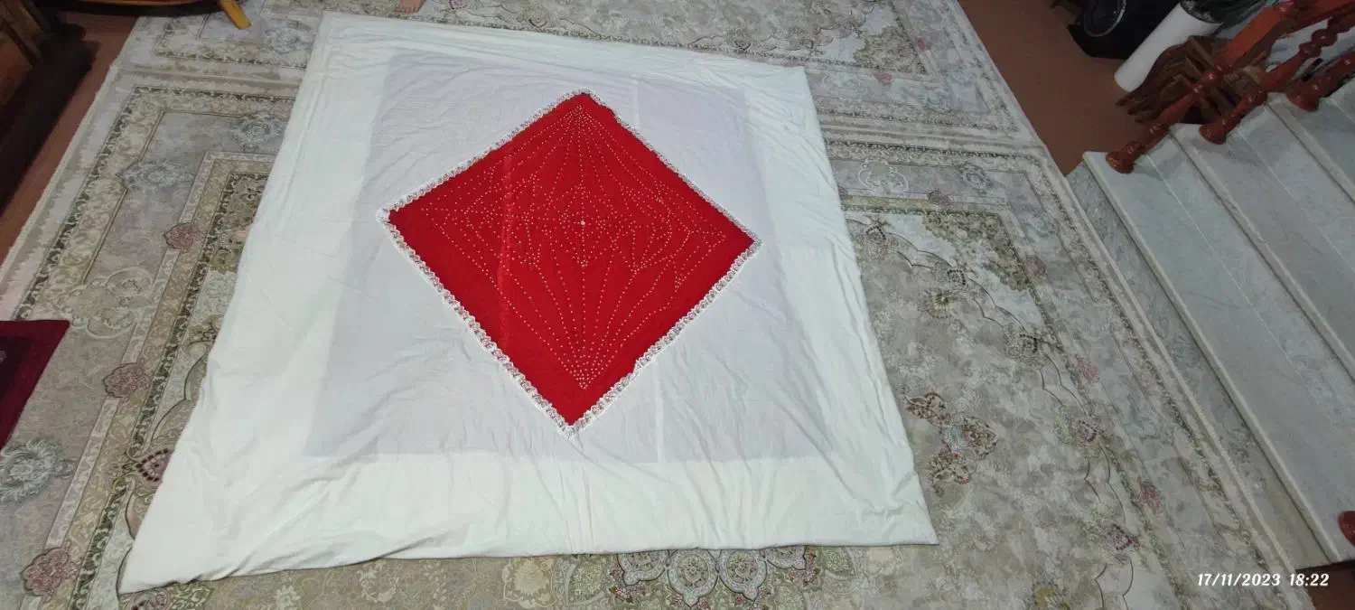 فروش لحاف|رختخواب، بالش، پتو|داران, |دیوار