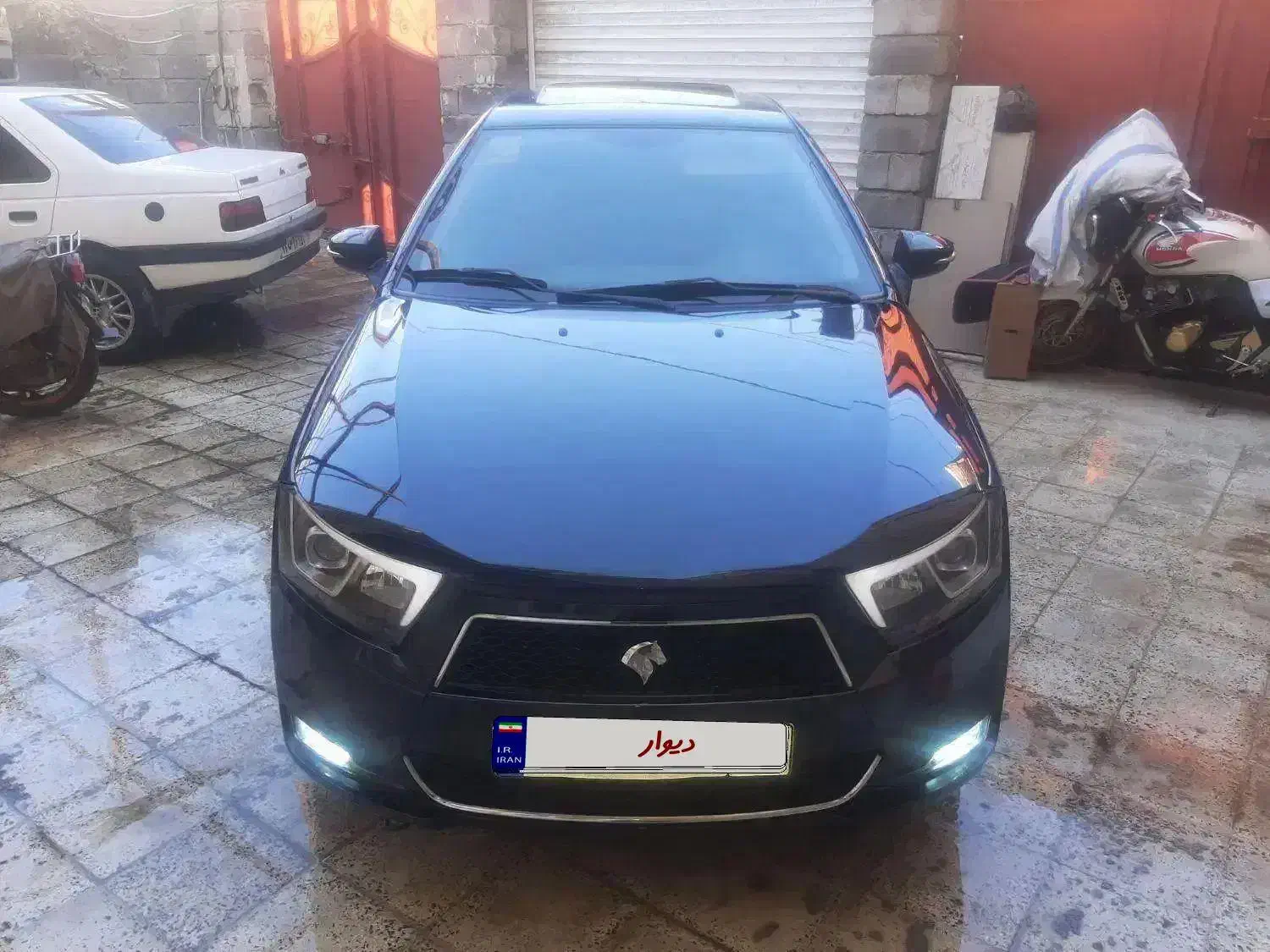 دنا پلاس توربو ۵ دنده دستی  ۱۴۰۱ مشکی|خودرو سواری و وانت|سنندج, |دیوار