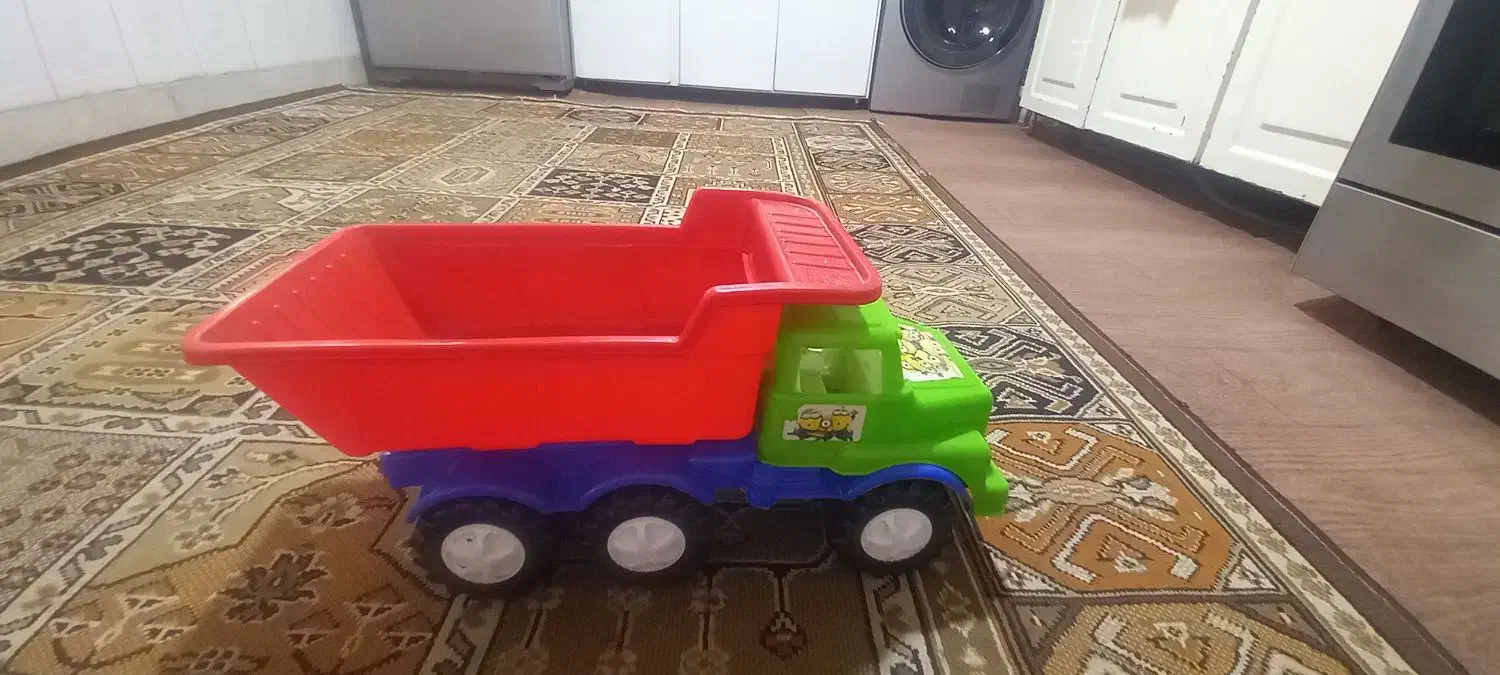 کامیون اسباب بازی بزرگ|اسباببازی|قم, شاه سید علی|دیوار